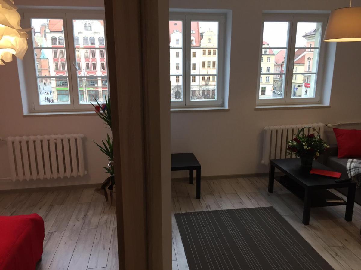 Mieszkanie Na Placu Solnym Breslavia Exterior foto