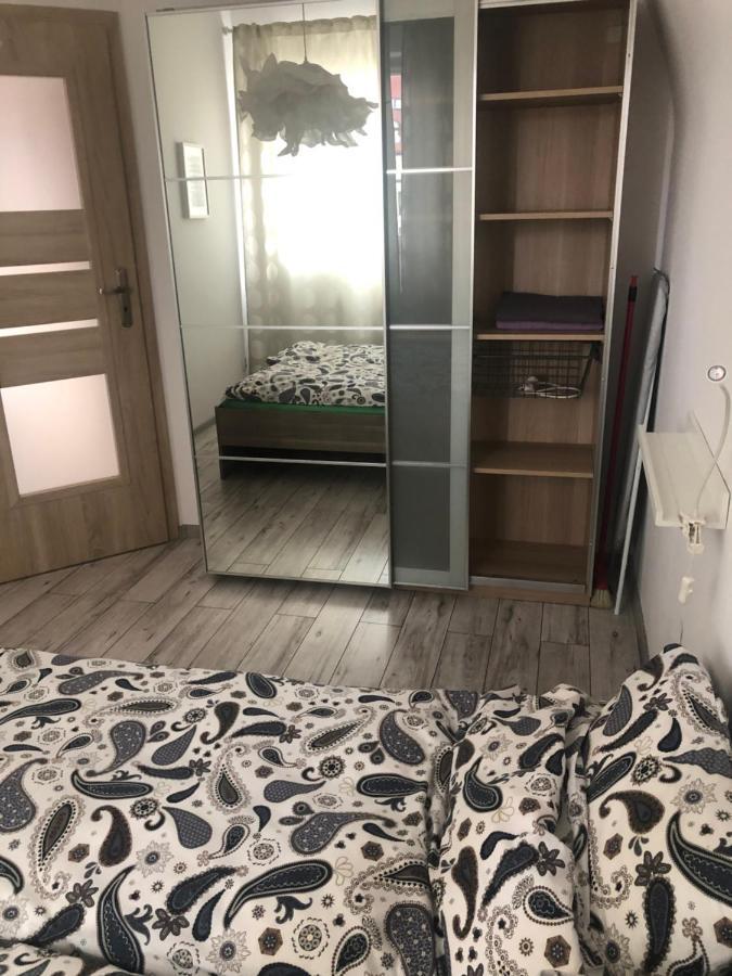 Mieszkanie Na Placu Solnym Breslavia Exterior foto